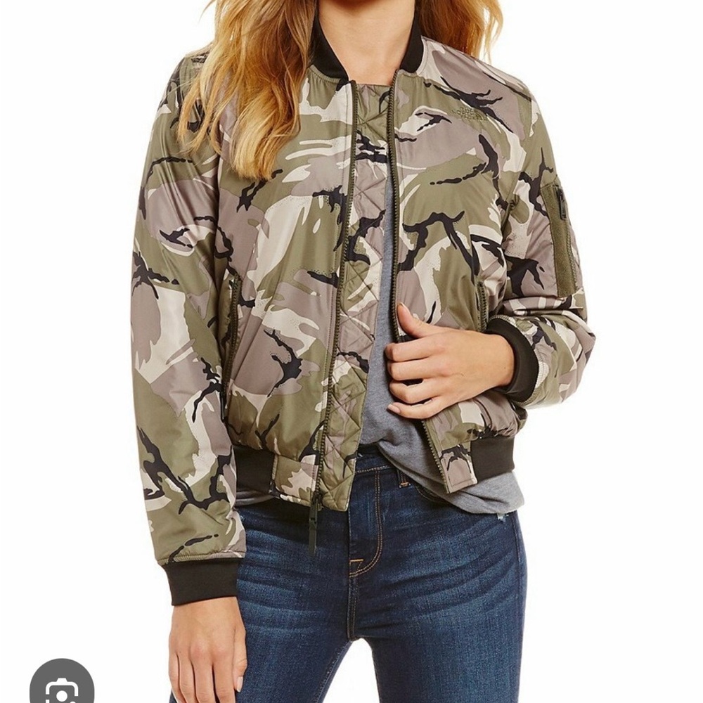 The North Face Women's Barstol Bomber Jacket Size L New With Tags